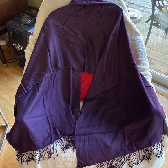 Gorgeous Dark Purple Wrap NeverUsed